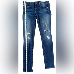 GAP “1968 always skinny” distressed jeans -26 Regular